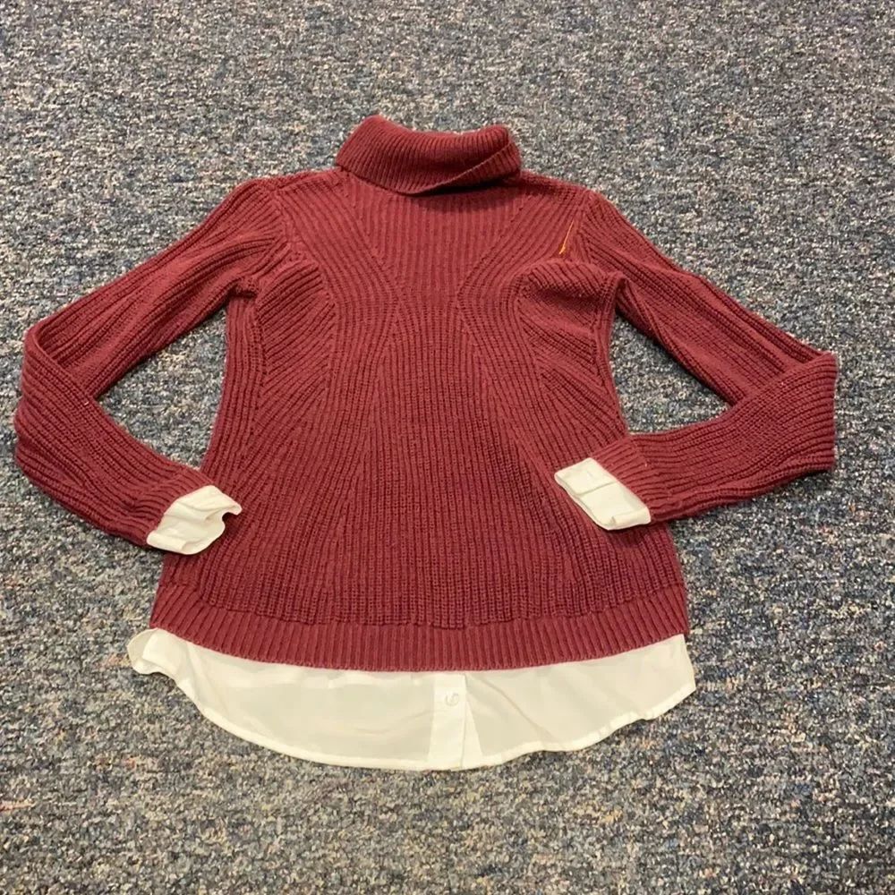 Vera Wang 2โlayer Turtleneck top sz. XS